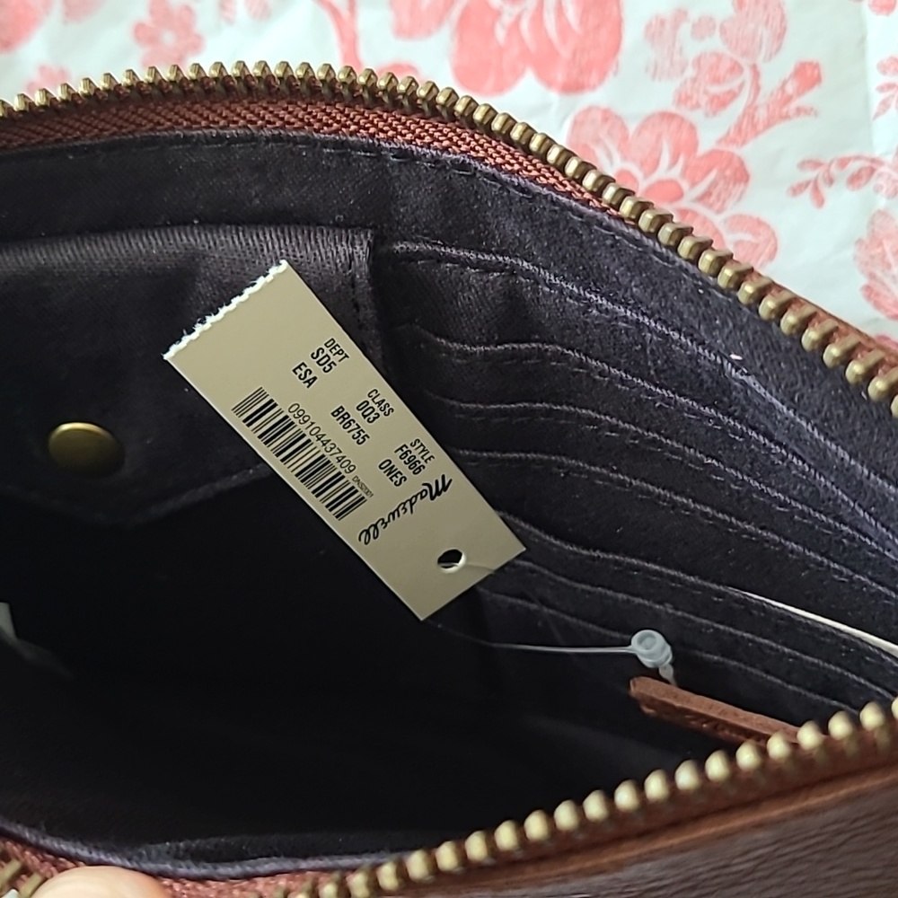 Nwt! Madewell the leather pouch clutch brown - Picture 6 of 9